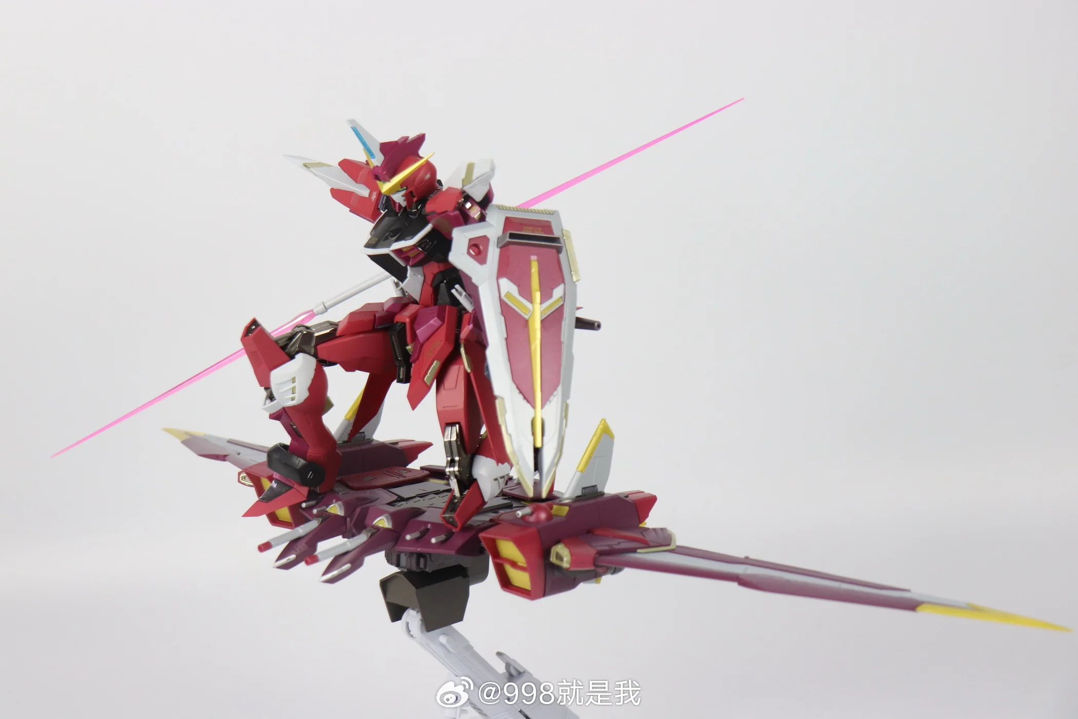 New Daban 8831 MG 1/100 Assemb - Model Kit Daban 评论和价格