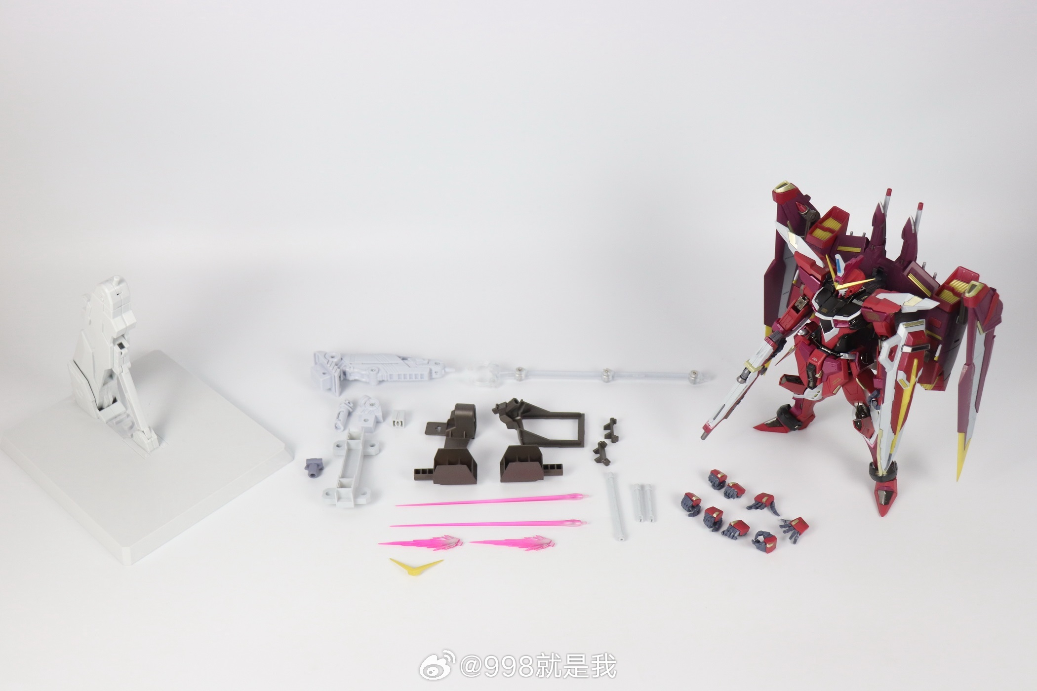 New Daban 8831 MG 1/100 Assemb - Model Kit Daban 评论和价格
