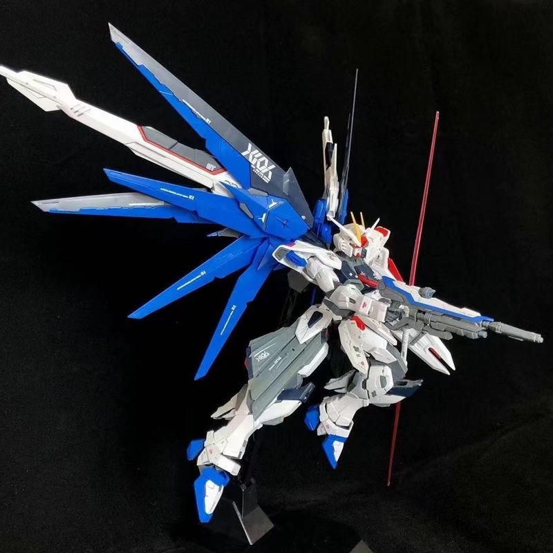 Daban 6650 Mg 1/100 Freedom 2. - Model Kit Daban 评论和价格