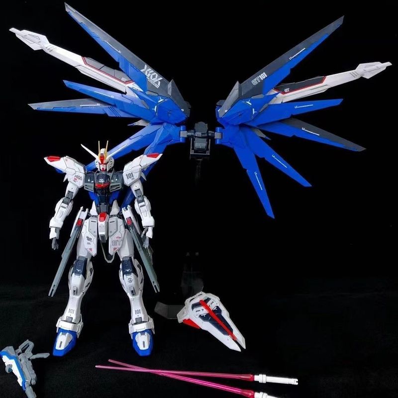 Daban 6650 Mg 1/100 Freedom 2. - Model Kit Daban 评论和价格