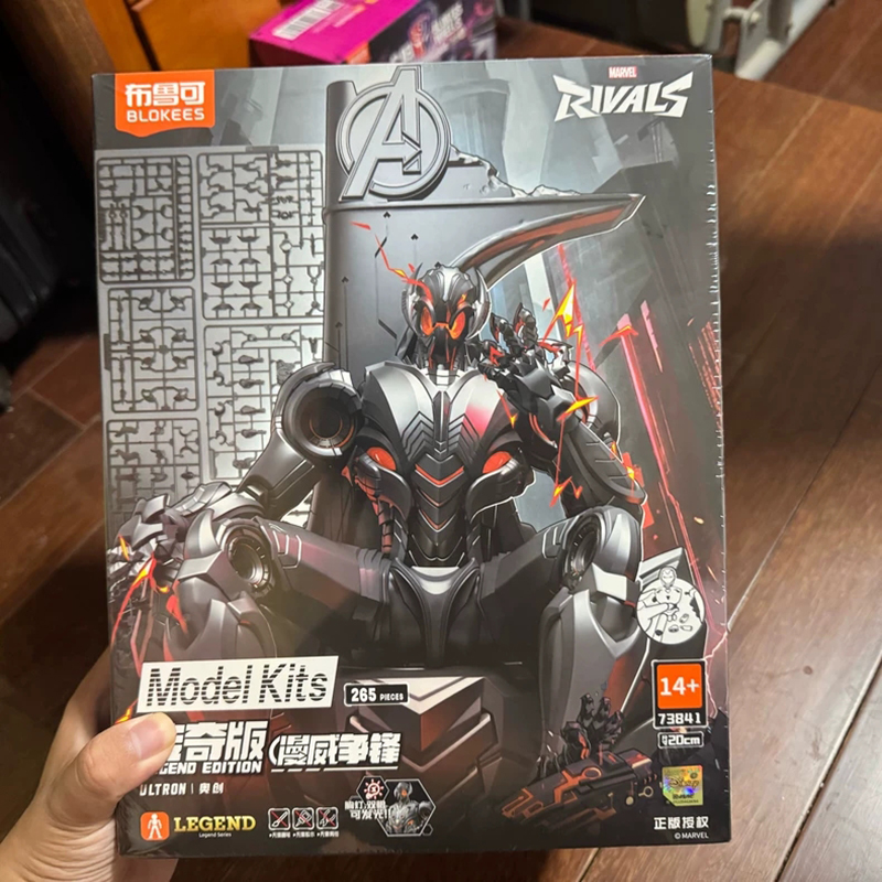 Blokees New Ultron Legend Edit - Model Kit Ultron 评论和价格