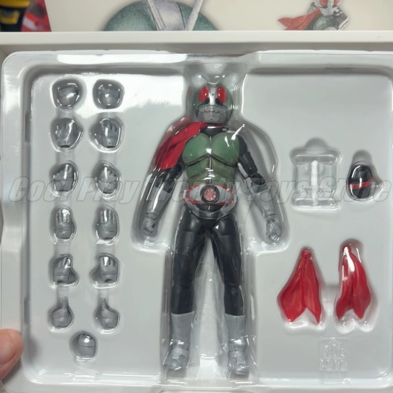 【In shock】Bandai SHF Kamen Rid - Model Kit New 评论和价格