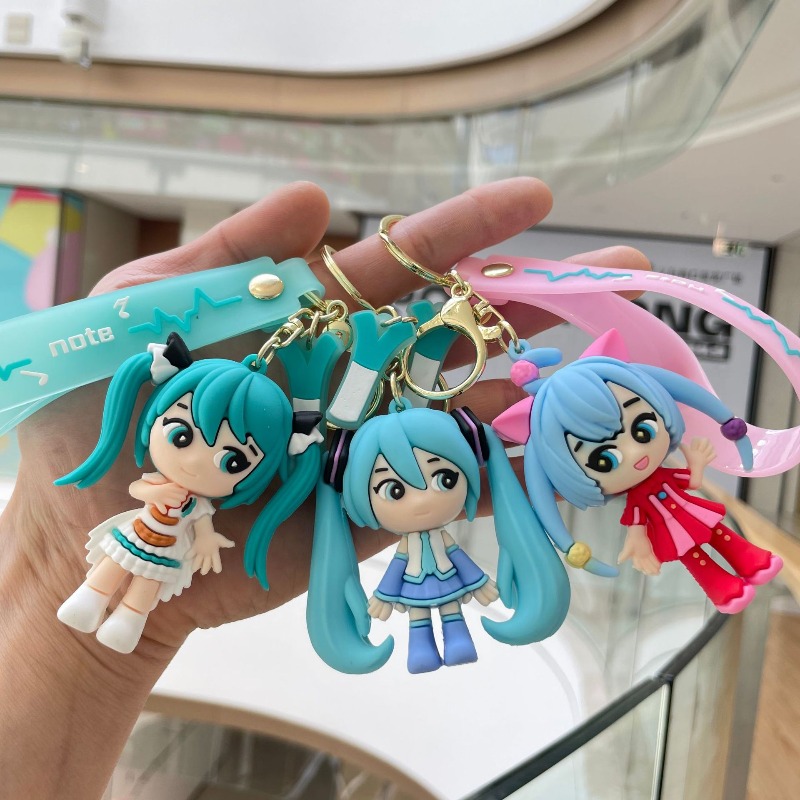 Hatsune Miku Keychain New Crea - Model Kit Japanese 评论和价格